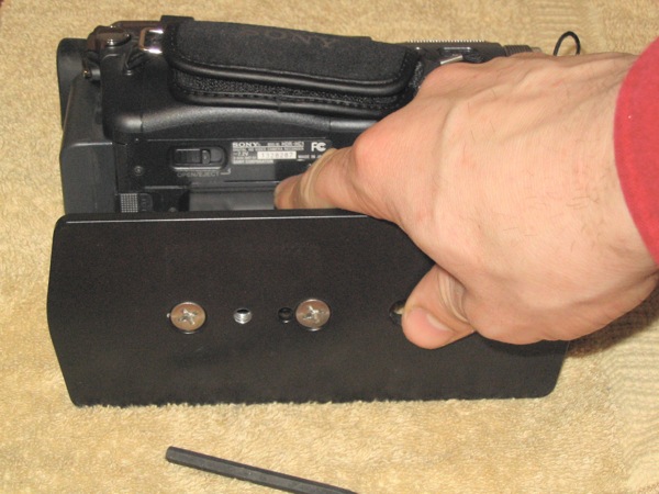 Check alignment against the tape door outline.<br>&nbsp;